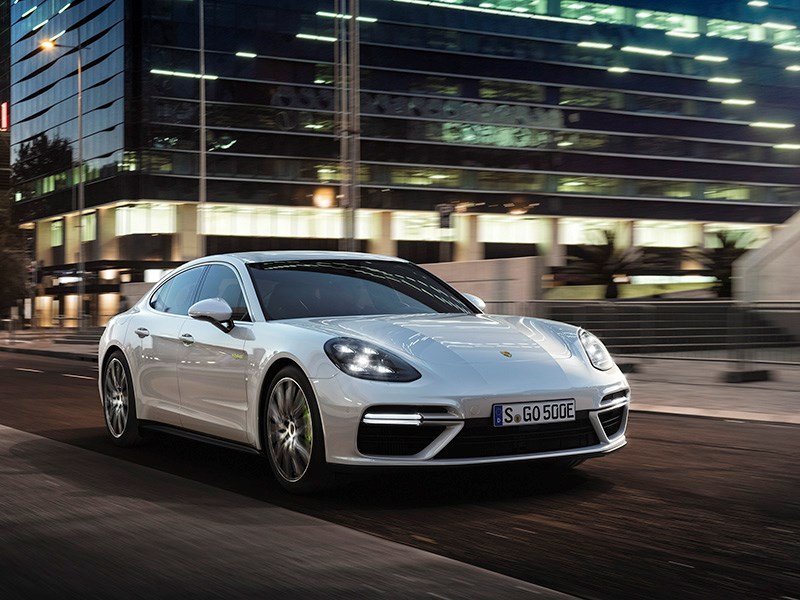 Porsche до 2022 года вложит 6 млрд евро в электромобилизацию 