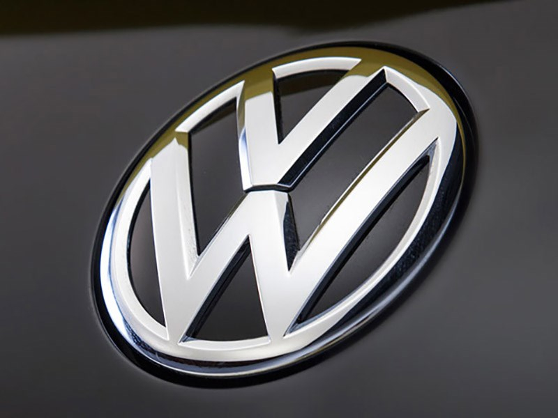 Volkswagen изменит логотип